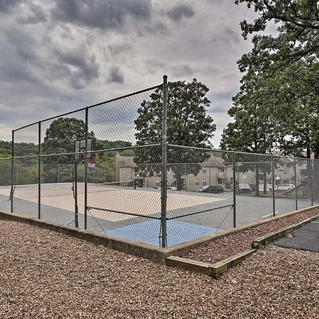 Osage Beach Condo With Shared Pool And Lake Views! エクステリア 写真